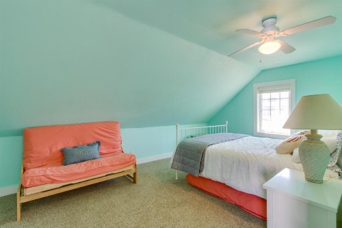 Rockaway Beach Bungalow image 23